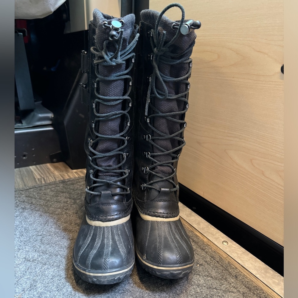Sorel Conquest Carly Boots